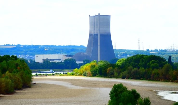 Globalno zatopljenje lišilo je nuklearne elektrane vode potrebne za hlađenje